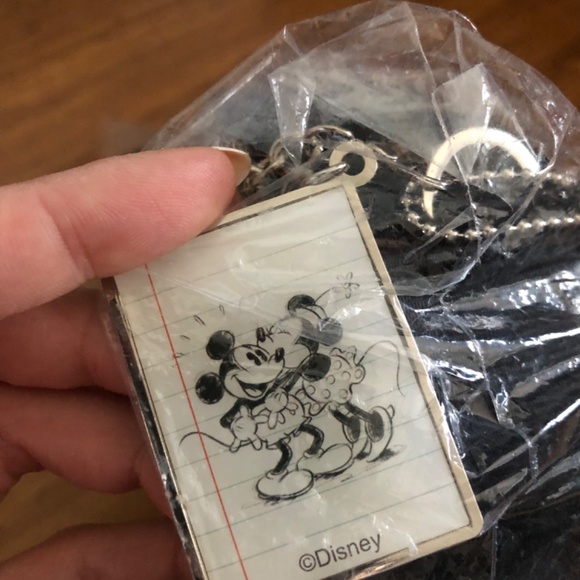 Harvey's Mickey Heart Minnie Convertible Backpack Crossbody Handbag - Picture 6 of 7